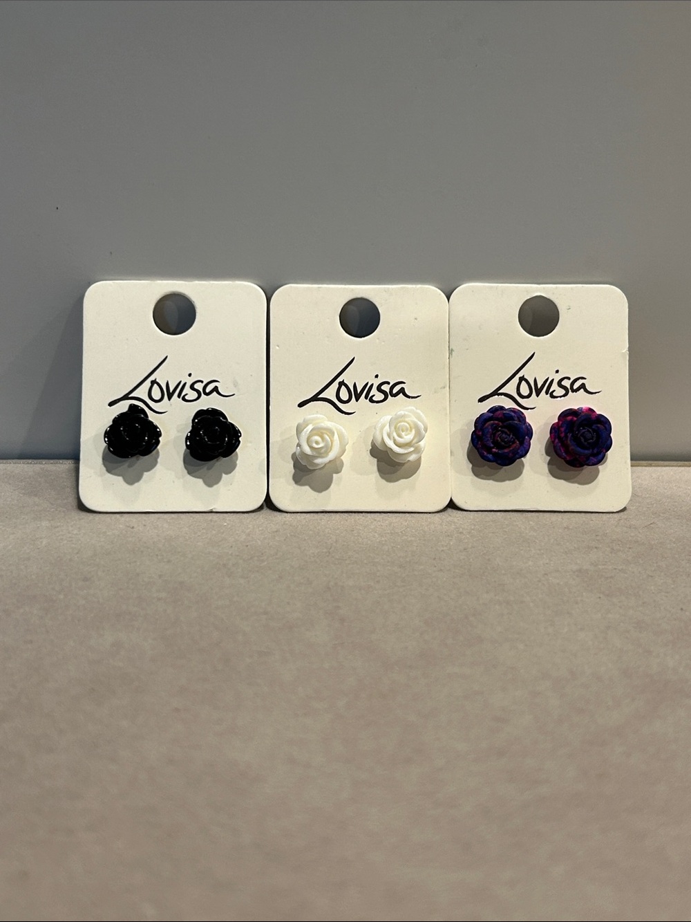 Lovisa Women's Floral Stud Earrings - Black, White, Purple